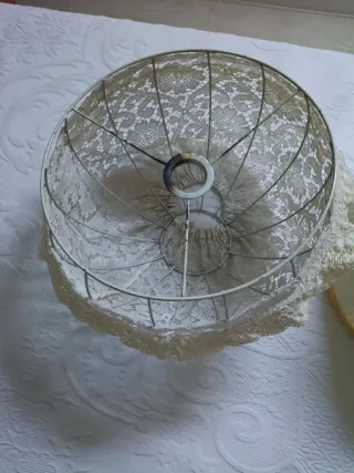 Tulipa lámpara vintage encaje metal