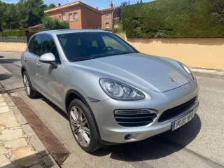 Porsche Cayenne 2011