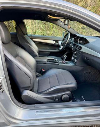 Mercedes-Benz Clase C 220 CDI AMG