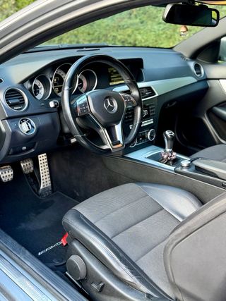 Mercedes-Benz Clase C 220 CDI AMG