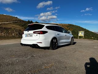 Ford Focus ST Sportbreak 2.3