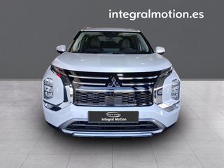 Mitsubishi Outlander PHEV Kaiteki 4WD