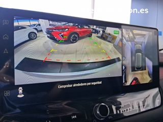 Mitsubishi Outlander PHEV Kaiteki 4WD