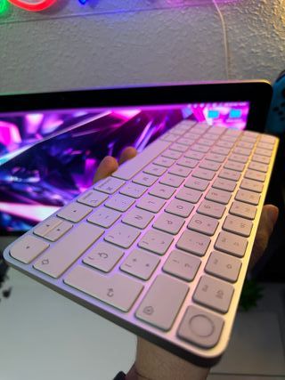 Apple Magic Keyboard Touch ID USB-C