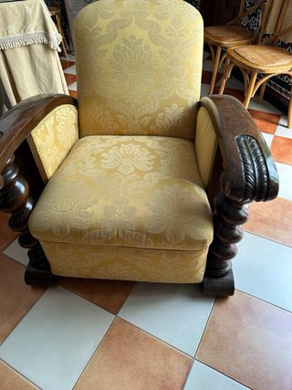 Tresillo antiguo caoba tapizado