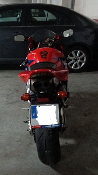 Honda CBR 1000RR Moto Deportiva