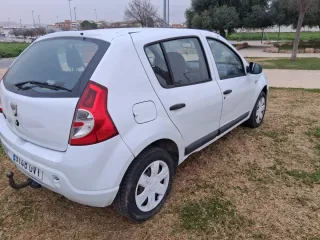 Dacia Sandero 2010
