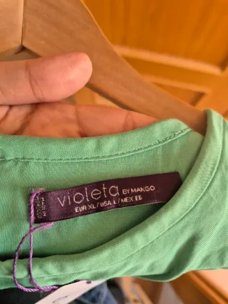 Vestido midi verde fruncido