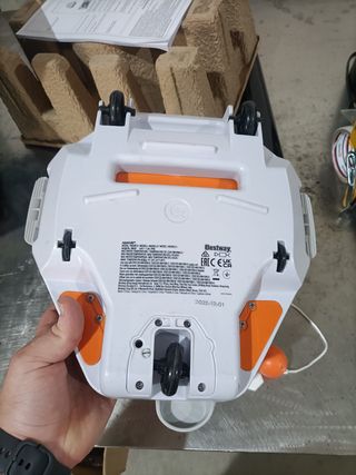 - Bestway - Robot Limpiafondos Redondo Multicolo