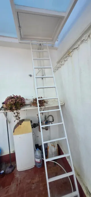 Pérgolas a medida, Techos Sándwich y Cerramientos.