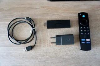 TV LG 49" UHD 4K + Fire stick TV HD