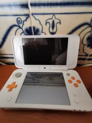 Nintendo 2DS XL + Homebrew