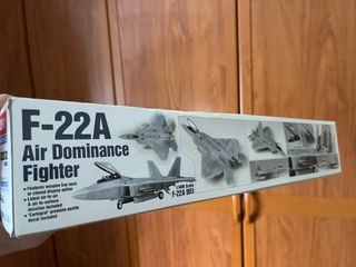Maqueta F-22A Air Dominance Fighter Academy 1:48