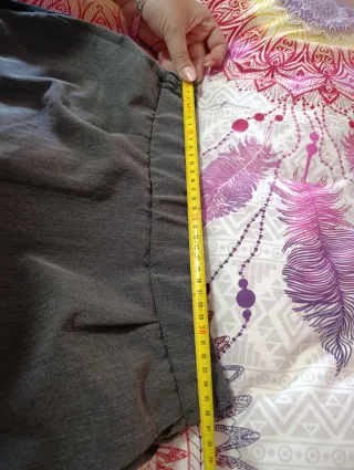 Pantalones tobilleros grises mujer