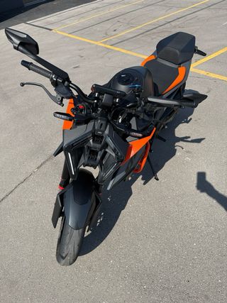 KTM 990 DUKE 2024