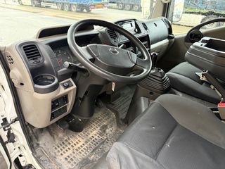 NISSAN NT400 CAJA TOLDO + PLATAFORMA