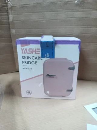 Nevera Mini YASHE 4L Cosmética Rosa