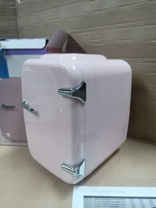 Nevera Mini YASHE 4L Cosmética Rosa