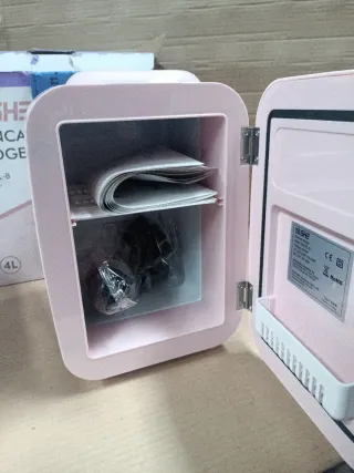 Nevera Mini YASHE 4L Cosmética Rosa