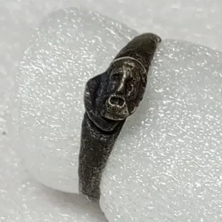 Anillo de Plata Estilo Romano