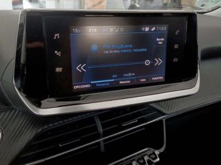 Peugeot 2008 BlueHDi 110 Allure 81 kW (110 CV)