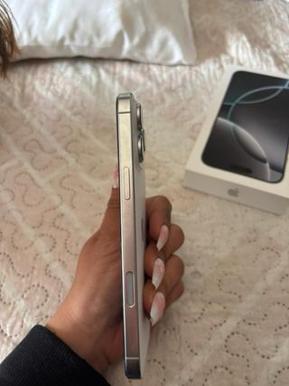 iPhone 16 Pro max Plata