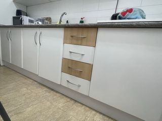 Muebles de cocina blancos (por separado 15€/ud)