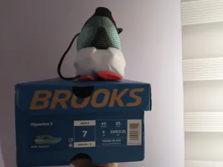 Brooks Hyperion Zapatillas Asfalto Talla 40