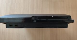Averiada Consola PS3 Slim CECH-20048