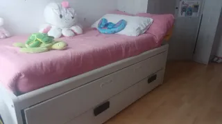 Cama nido con cajones de madera