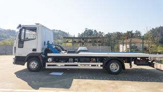 IVECO EUROCARGO 120EL18 - grúa portacoches