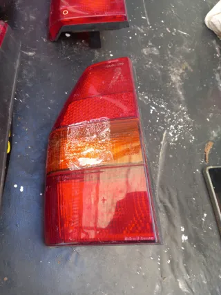 Piloto trasero Izquierdo VW Polo