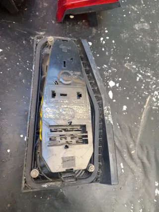 Piloto trasero Izquierdo VW Polo