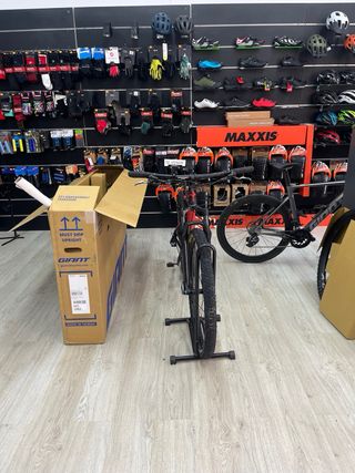 Bicicleta de Wilier doble de Montaña