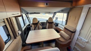 Autocaravana Burstner Aviano I728