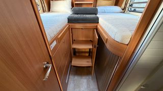 Autocaravana Burstner Aviano I728