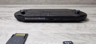 PS Vita Casi Nueva | Bundle Completo