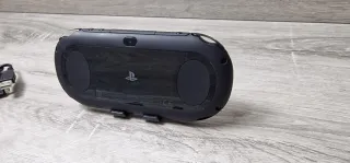 PS Vita Casi Nueva | Bundle Completo