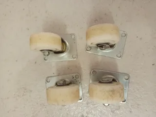 Ruedas para muebles (4 unidades)