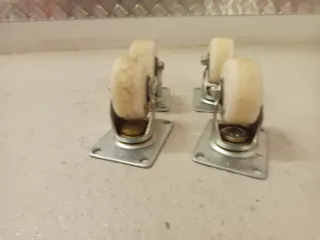 Ruedas para muebles (4 unidades)