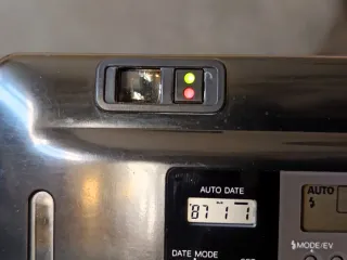 Konica Big Mini BM-311Z Zoom Cámara