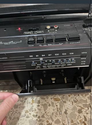 Radio Cassette Sony Mega Bass Vintage Negra