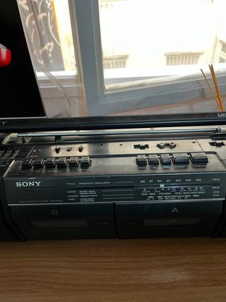 Radio Cassette Sony Mega Bass Vintage Negra