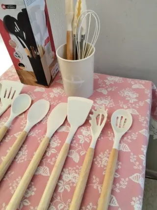 Set Utensili Cucina Silicone e Legno