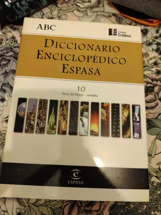 Diccionarios enciclopédicos