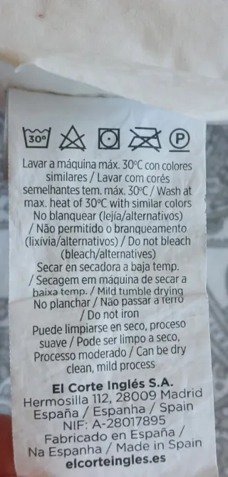 Almohada del Corte Inglés. Pluma & plumon. Sin est