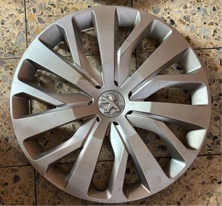 Tapacubos Peugeot 16”