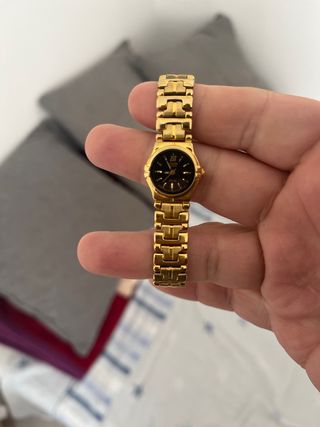 Reloj Citizen Mujer Dorado y Negro