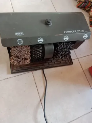 Máquina Limpiadora de Zapatos BEEM