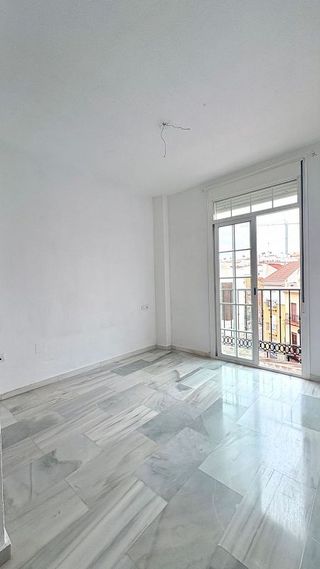 Piso en alquiler en El Ejido - La Merced - La Victoria en Málaga